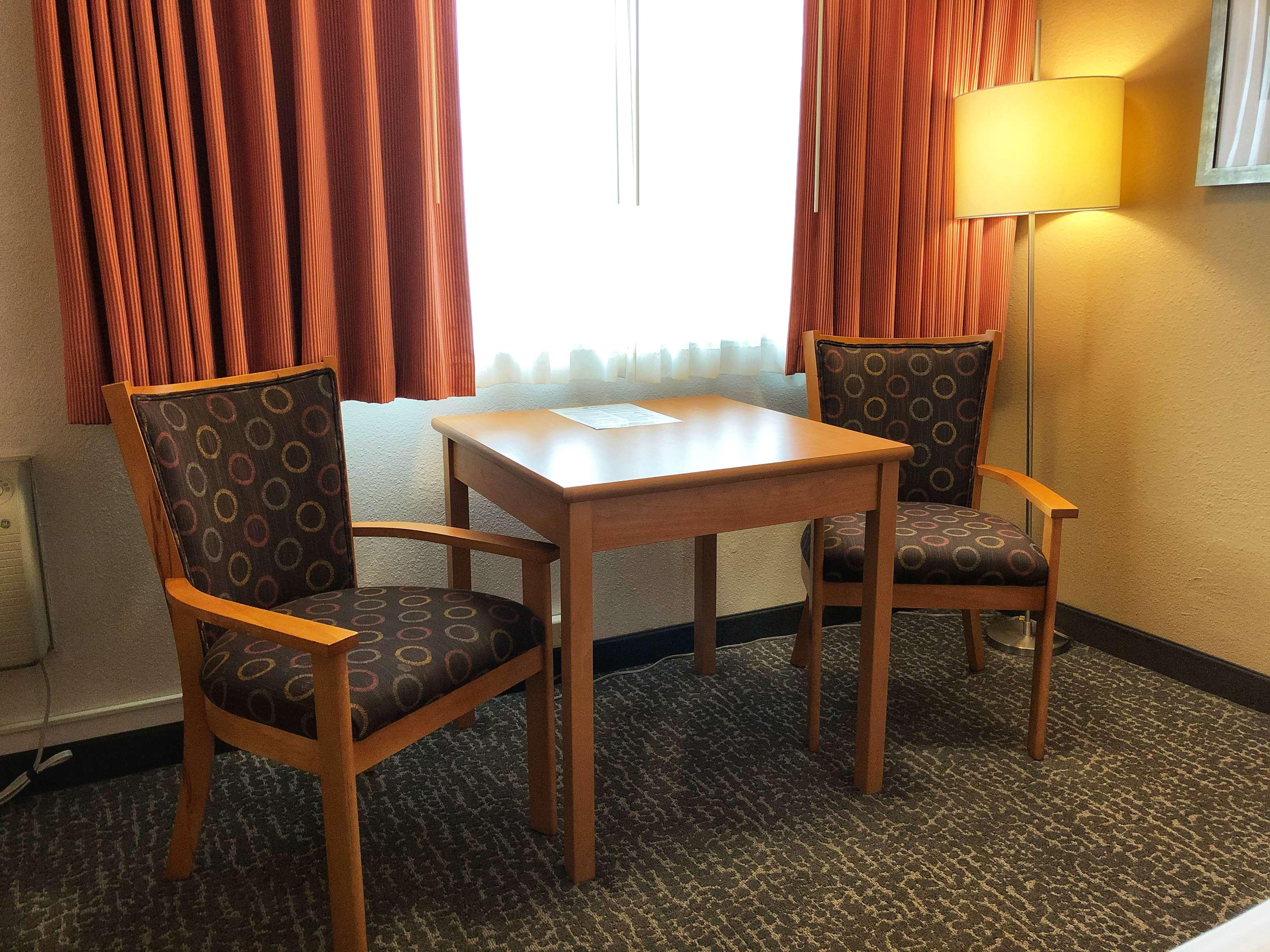 Best Western Aladdin Inn Келсо Екстер'єр фото