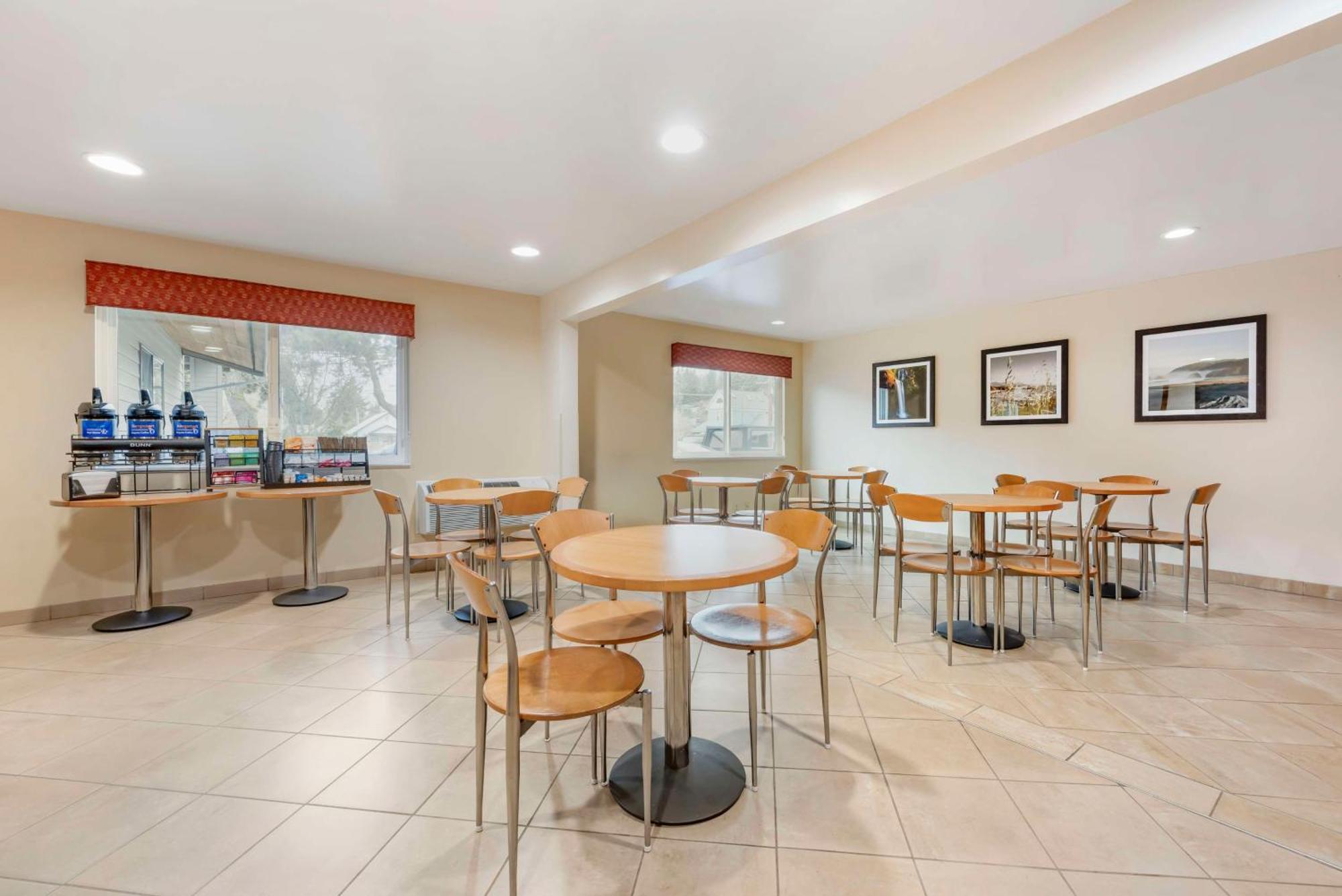 Best Western Aladdin Inn Келсо Екстер'єр фото